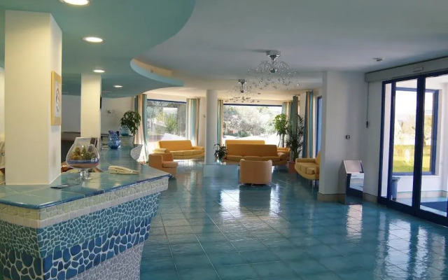 Hotel Club Cala Longa