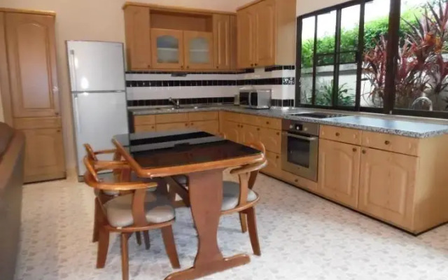 3 Bedroom Villa in Tropical Garden
