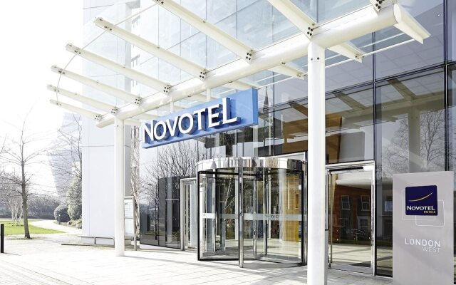 Novotel London West