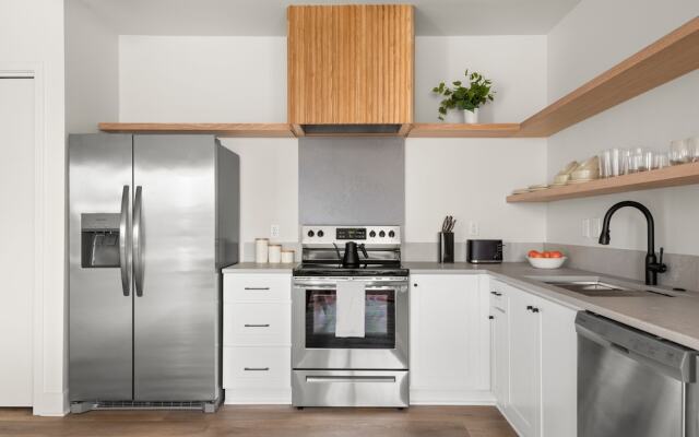 The Eighteen by Mint House