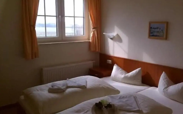 Reit- und Freizeithotel Friesenhof