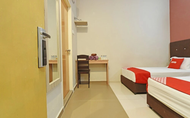 Super OYO Capital O 90556 Hotel Cherita Rooms