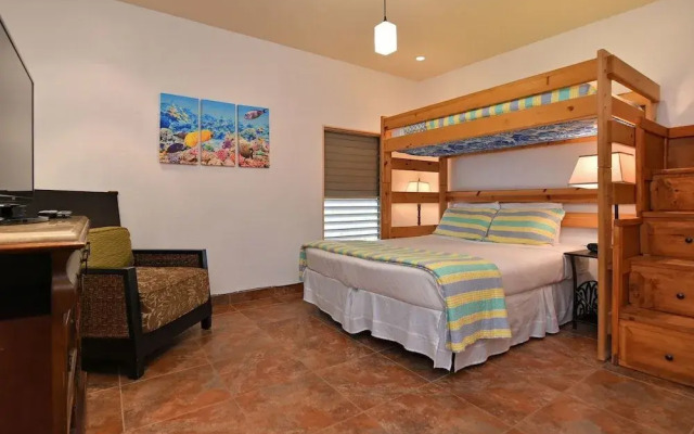 Kahana Sunset E5 by RedAwning