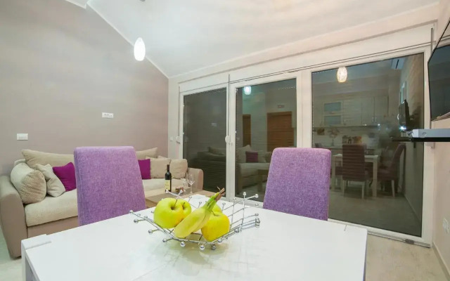Sea Point II Apart hotel Tivat