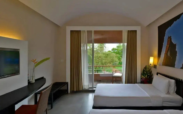 Whispering Palms Beach Resort