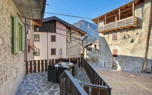 Villa Pastoedo Ap. Giallo