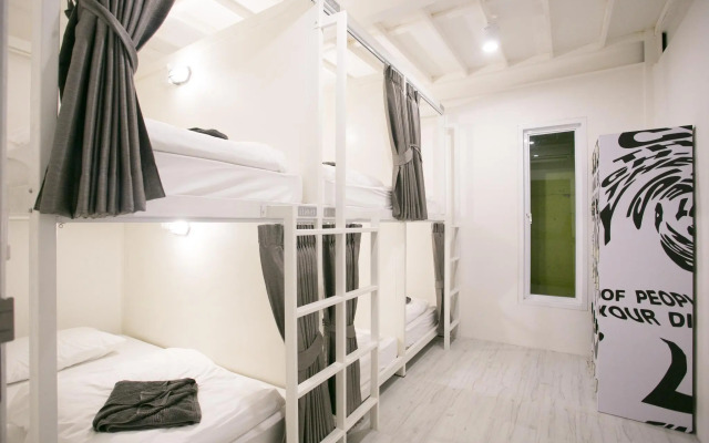 The Street Hostel Koh Lipe - Adult Only