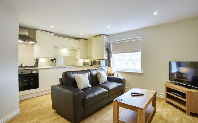 Pembroke House By Esa