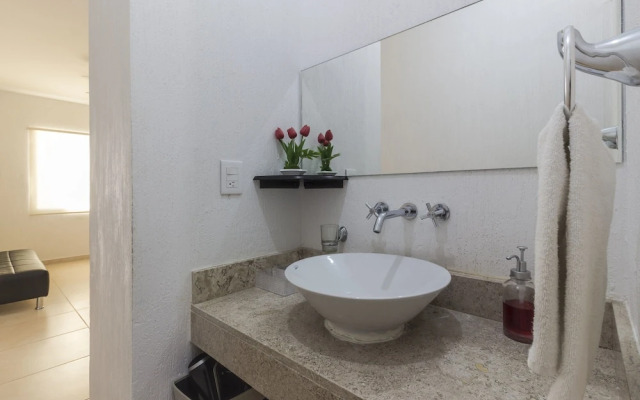 Relaxing & Quite Apt - Full Apartment