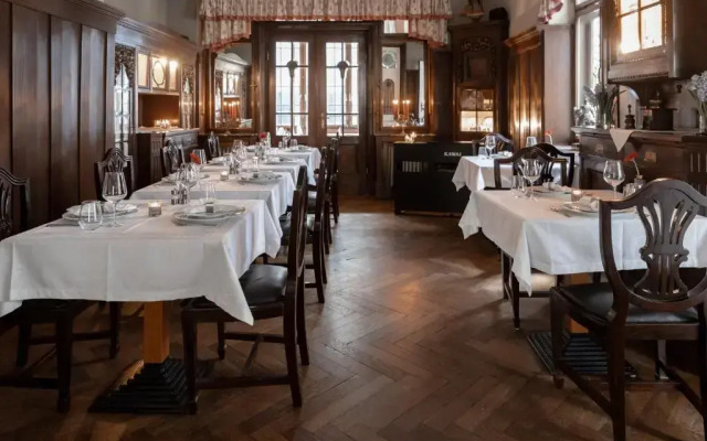 Hotel Weisses Haus