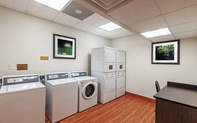 Candlewood Suites Houston North I45 by IHG