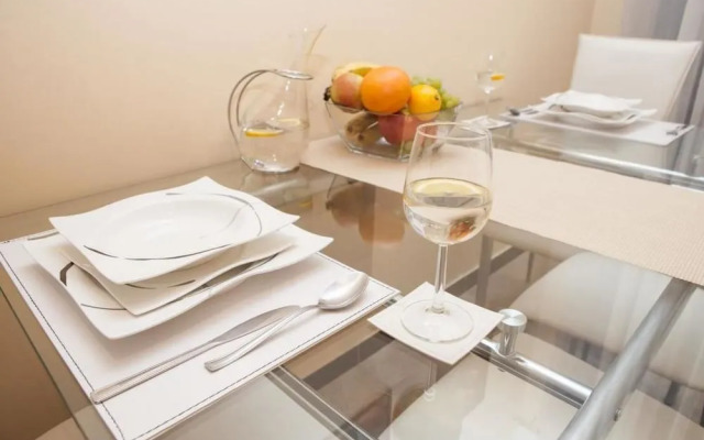 Five Stars Apartments