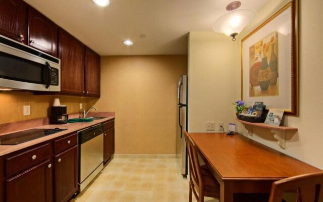 Homewood Suites by Hilton East Rutherford - Meadowlands