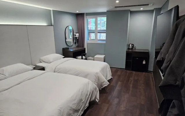 Dongdaemun Hotel