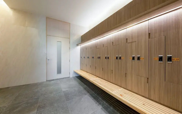 Zealax Hotel & Residence