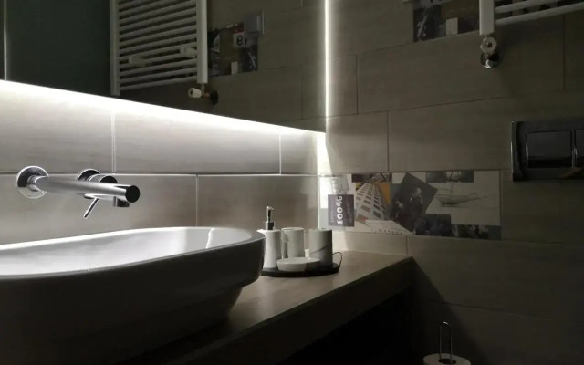 Apartment 22