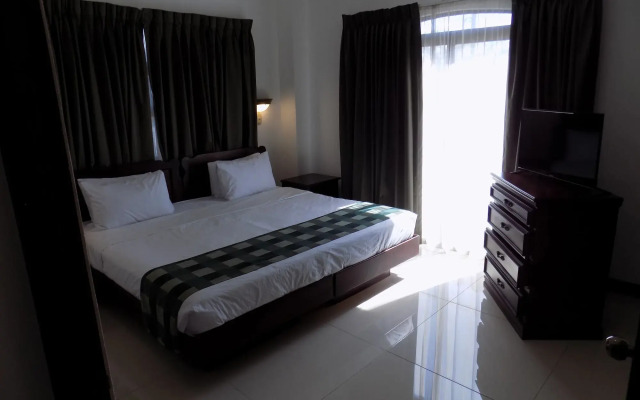 Hotel Plaza Real Suites & Apartments