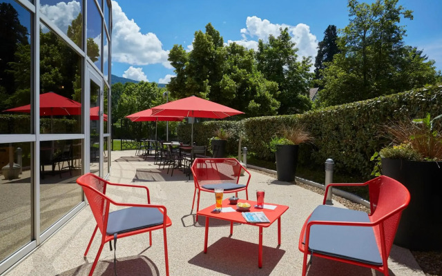 ibis Archamps Porte de Geneve