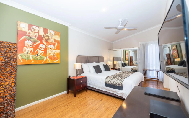 Camelot Boutique Accommodations – Guest Rooms – Tamborine Mountain