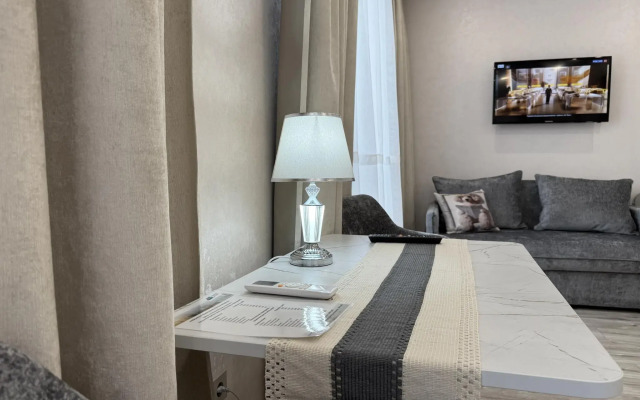 Уютная студия в пастельных тонах