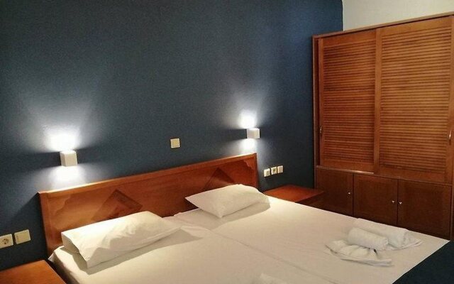 Eleni Beach Hotel