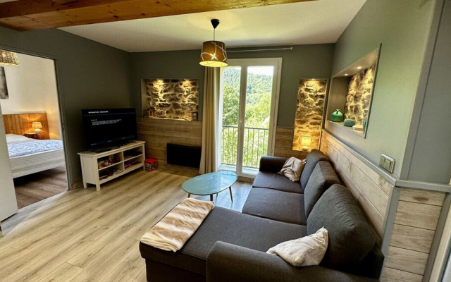 2-bedroom Valley View Duplex