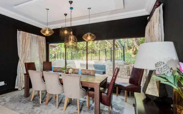 9 The Pin – Zimbali 6 Bedroom