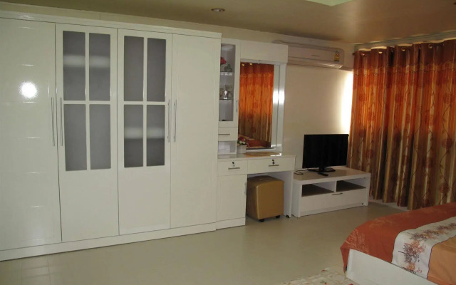 SK Muangthongthani Apartment