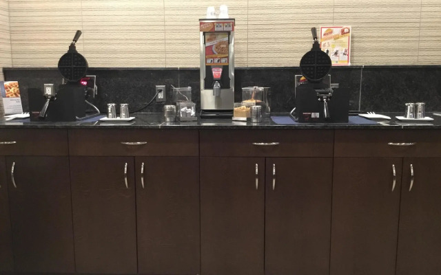 Radisson Hotel Southfield-Detroit