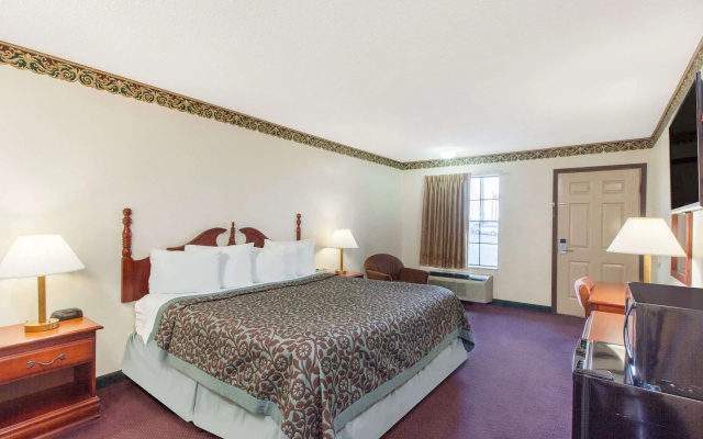 Days Inn by Wyndham Erick