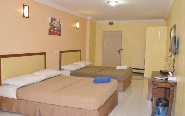 Saujana Hotel And Restaurant - photo 2