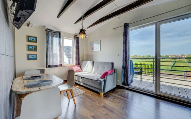 Holiday Studio With Balcony, Gaski