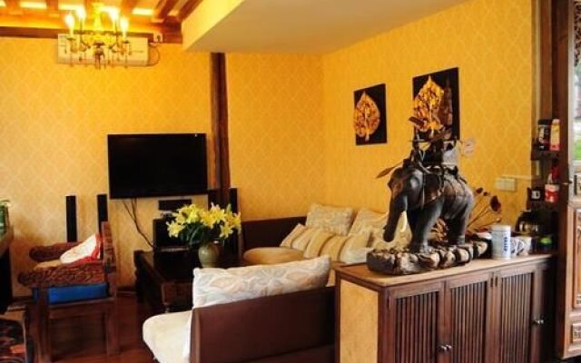 Lijiang Ancient City Ayutaya Hostels