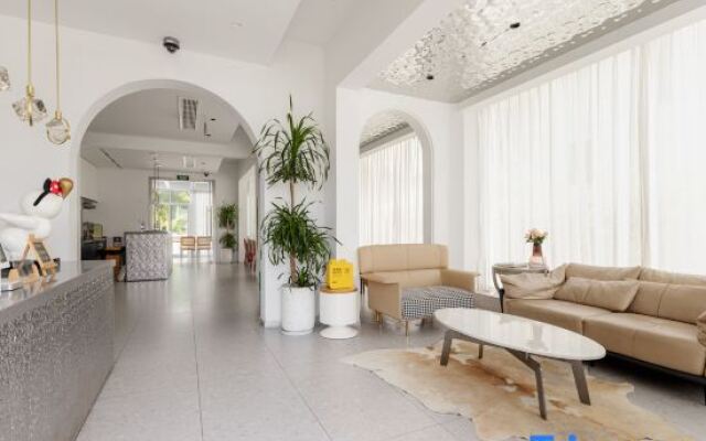 Shanghai Youjian Linjian Homestay