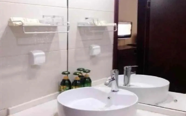 Weihai Huayu Business Hotel