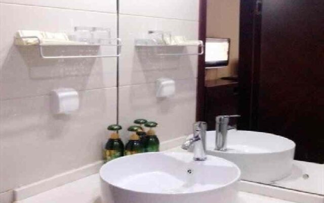 Weihai Huayu Business Hotel