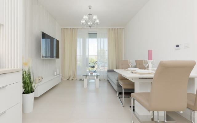 Zabłocie Apartments Cracow by Renters