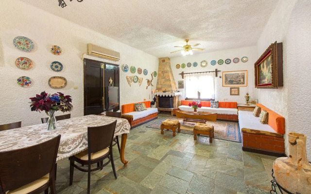 Rhodes Traditional Kolymbia Villa