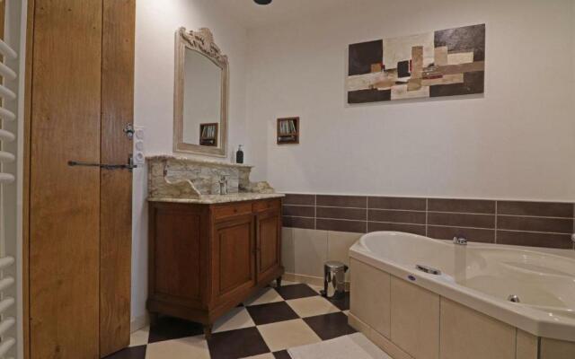 Gîte Ceaucé, 6 pièces, 15 personnes - FR-1-497-142