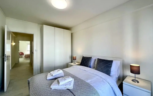 Tavira Central by Homing