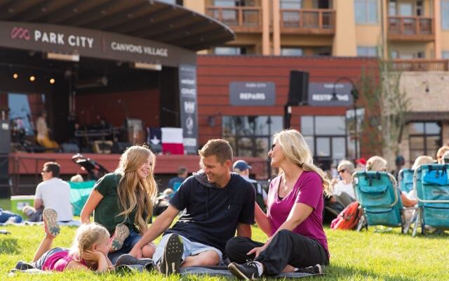 Canyons Village Location Oversized Deck Off by RedAwning - Save 20% on 7+ Nights!