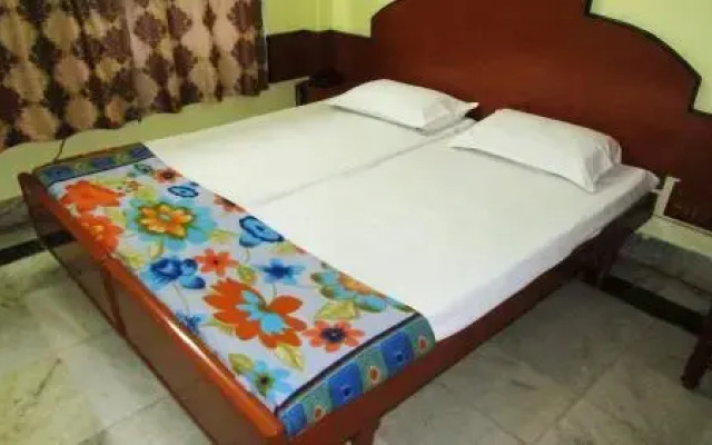 Blue Diamond Residency