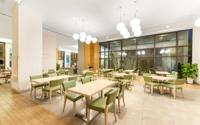 Holiday Inn Express Haikou West Coast by IHG