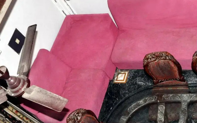 Goroomgo Shanti Guest House Varanasi