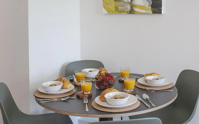 Sojourn Apartment Hotel - Ghuznee