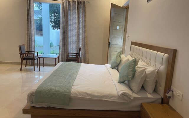 The White Oak Corbett Spa & Resort