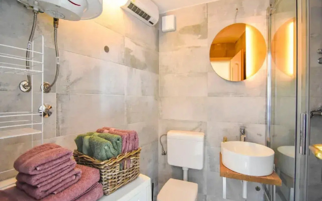 Villa Roza - One Bedroom With Swimming Pool