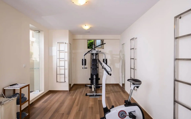 Atlantica Amalthia Beach Hotel – Adults only