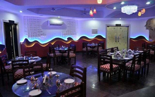 Hotel Goverdhan Palace