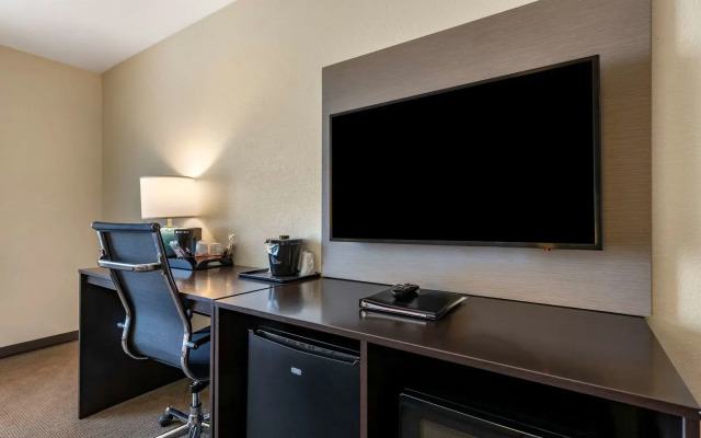 Sleep Inn & Suites Oakley I-70